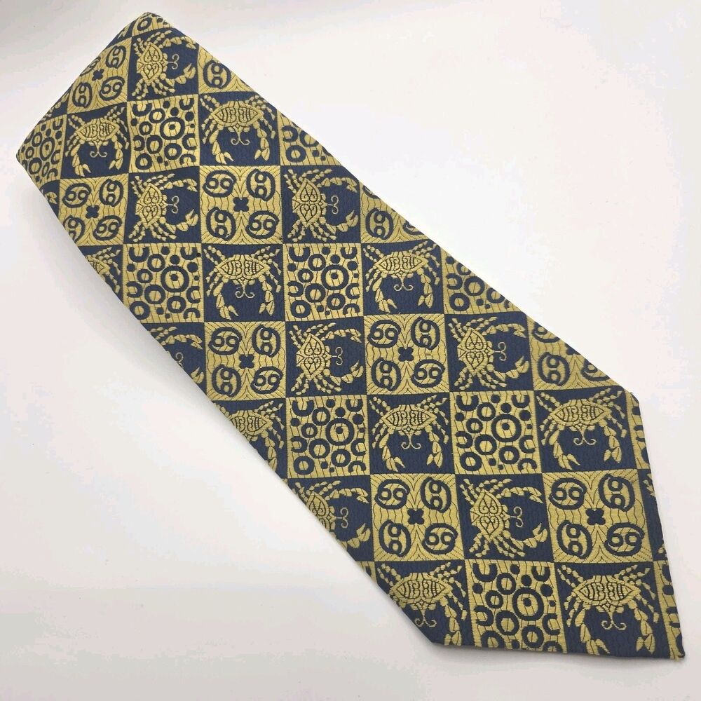 Vintage Kings Lynn Cancer Zodiac Tie Crab 69 Astrology Pattern Gold Blue